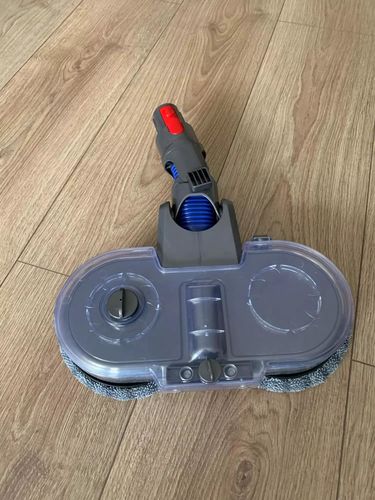 Monika C. review of Elektrischer Wischaufsatz passend für Dyson V7/ V8/ V10/ V11/ V15 (2 Wischpads inkl.)